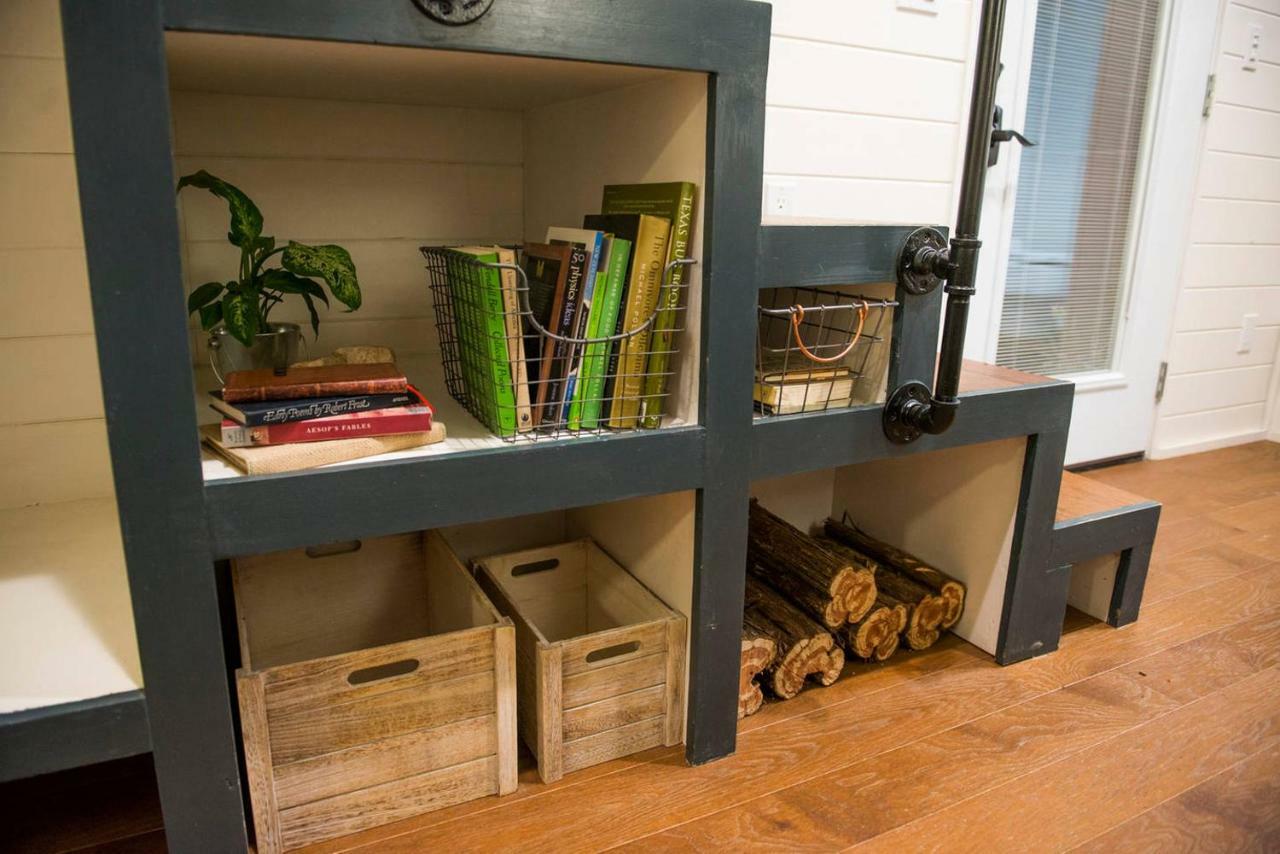 Villa Montana Escape Elegant Tiny House In Waco Near Magnolia Exterior foto